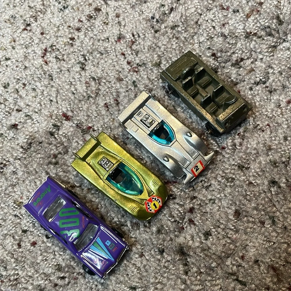 Vintage Toy Cars Lot of 4‎